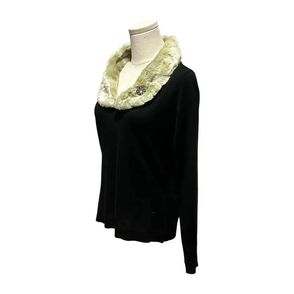 Michelle Nicole Black Sweater with Removable Faux Fur Collar Women’s Size Large